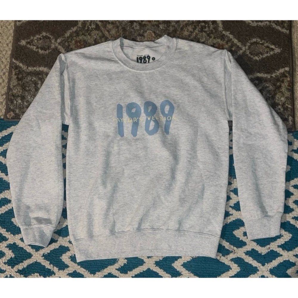 Taylor Swift Spotify Fans First 1989 Gray Crewneck Sweatshirt